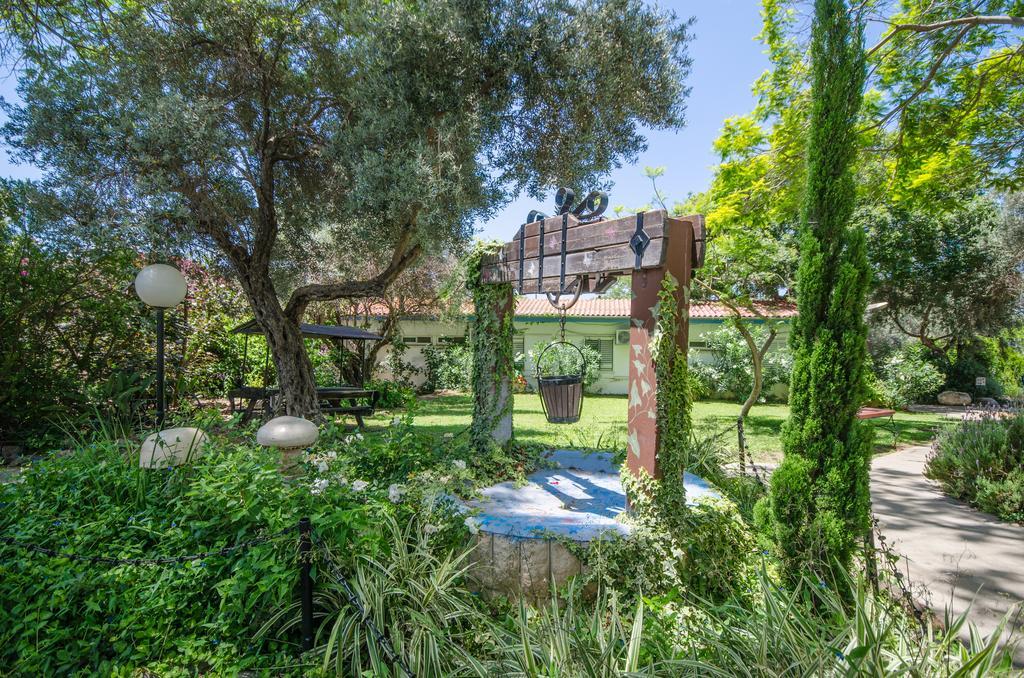 Travel Hotel Gesher Haziv Gesher HaZiv Quarto foto